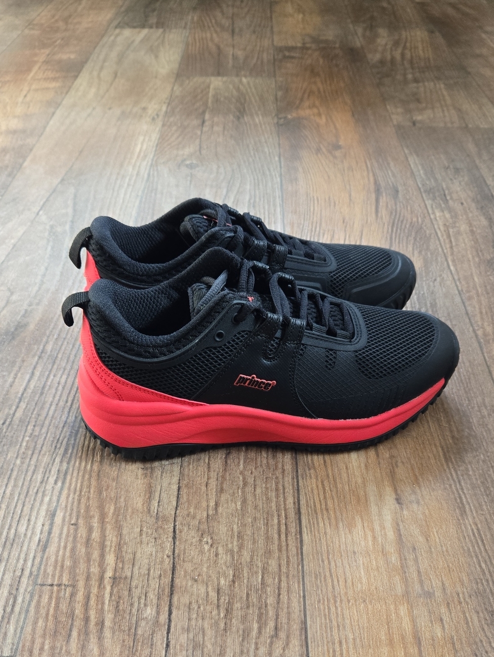 Prince Venom Women's Black and Red Tennis Sneakers